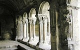 Provence - Francie - Provence - Arles, kostel sv.Trofima, křížová románsko-gotická chodba
