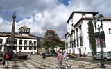 Madeira, poznávání a turistika 2020 - Portugalsko - Madeira - Funchal, hlavní náměstí Praca do Municipio