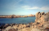 Normanské ostrovy Jersey a Guernsey 2020 - Anglie - Guernsey - skalnaté pobřeží