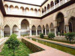 Andalusie, památky UNESCO a přírodní parky 2023  Španělsko - Andalusie -  Sevilla, Alcazár, Patio de las Doncellas