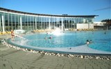 Termály Geinberg - Rakousko - Karibská laguna, venkovní bazény, termmální pramen má teplotu téměř 100°C