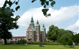 Kodaň a Kronborg v době adventu - Dánsko - Kodaň, Rosenborg, postaven 1606-7 pro Kristiána IV. ve stylu holandské renesance