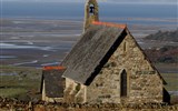 Brecon Beacons - Velká Británie - Wales - Llandecwyn, kostelík Church Gwynedd (Wiki)