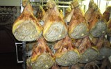 Gastronomie Itálie - Itálie - exkurze do výrobna parmské šunky, a ta teda je!