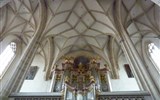 Údolí Wachau s plavbou a vinobraní v Retzu 2018 - Rakousko - Křemže - Piaristenkirche, nádherná pozdněgotická sklípková klena lodi