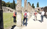 Pompeje - Itálie - Pompeje - Jupiterovo fórum bylo velké a zdobené sochami