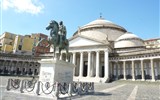 Neapolský záliv a ostrov Capri letecky 2020 - Itálie - Neapol - kostel San Francesco di Paola