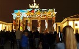 Berlín a večerní slavnost světel - Německo - Berlín - Festival světel na Braniborské bráně