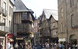 Dinan - Francie - Bretaň - Dinan, historické centrum si uchovalo středověký ráz