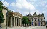 Unter den Linden - Německo - Berlín - Neu Wache, památník obětem válek, 1816-1818
