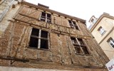 Bergerac - Francie - Gaskoňsko - Bergerac, typické zdejší hrázděné domy tzv. colombage
