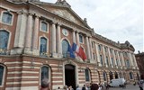 Toulouse - Francie - Gaskoňsko - Toulouse, Hotel de Ville (Capitole), 1759, G.Cammas, 8 sloupů - 8 okrsků města