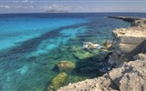 Egadské ostrovy - Itálie - Sicílie - Egadské ostrovy a jejich tufové útesy (Wiki-Markos90)