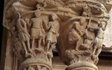 Monreale - Itálie - Sicílie - Monreale, hlavice sloupů křížové chodby, biblické motivy (foto J.Bartošová)