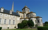 St.Savin - Francie - St.Savin - kostel je od roku 1983 památkou UNESCO (foto P.Michal)