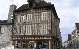 Troyes - Francie - Champagne - Troyes, ve středověku významné centrum obchodu - dodnes tzv. trojská unce