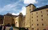 Sedan - Francie - Pikardie - Sedan, hrad vybudoval 1424-30 vévoda Evrard III. de la Marc