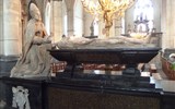 Saint Omer - Francie - Pikardie - S.Omer, Notre Dame, náhrobek Eustache de Croy, 1540-3, alabastr a černý mramor