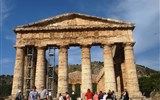 Segesta - Itálie - Sicílie - Segesta, dorský chrám z konce 5.století př.n.l.