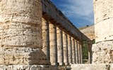 Segesta - Itálie - Sicílie  - Segesta, chrám nebyl dokončen (asi válka), chybí drážkování sloupů
