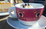 Perchtoldsdorf - Rakousko - Perchtoldsdorf, čas na kávu a něco sladkého k ní (foto A.Frčková)