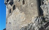 Krásy Dolnorakouska za vínem v době Adventu 2020 - Rakousko - hrad Liechtenstein, postupná obnova v letech 1779 až 1903, hl. změny arch. J.Harthmuth (foto A.Frčková)