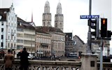 Curych - Švýcarsko - Curych - Grossmünster, 1100-120 později částečně přestavován a upravován, jeho věže jsou symbolem města