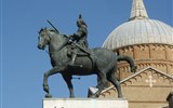 Padova - Itálie - Padova - pomník kondotiéra Gattamelaty od Donatella, 1446-53 (Wiki-Sailko)