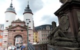 Heidelberg - Německo - Heidelberg, K.Theodor, dole sochy 4 řek Bavorska (Rýn, Dunaj, Isar, Mosela)