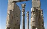 Írán - Irán - Persepolis - Brána všech národů, dal vystavět Xerxes I. (Wiki-Ggia)