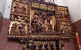 Lodě na kolejích, Gdyně, Gdaňsk a Malbork 2020 - Polsko - Elblag, sv.Mikoláš, oltář Klanění 3 králů děťátku, kol 1520, pozdně gotický