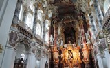 Wieskirche - Německo - Bavorsko - Wieskirche, hlavní oltář, sochy teologů Jeroným, Ambrož, Augustýn a Řehoř Velký, autor A.Sturm