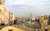 Barcelona a Montserrat s pobytem u moře 2020 - Španělsko, Barcelona, Casa Mila, střecha