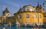 Maďarsko - Maďarsko - Budapešť -  termální lázně Szechényi, secesní stavba moderně renovovaná