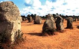 Bretaň, tajemná místa, přírodní parky a megality 2020 - Francie - Carnac - menhirové řady z neolitu